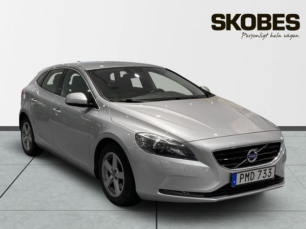 Volvo V40 T2 Your Momentum - 2014