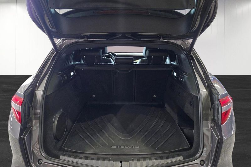 Alfa Romeo Stelvio bild 15