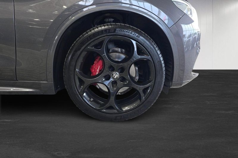 Alfa Romeo Stelvio bild 5