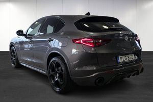Alfa Romeo Stelvio bild 2