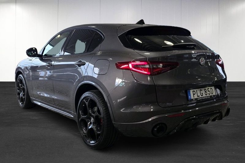 Alfa Romeo Stelvio bild 2