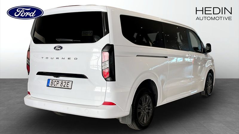 Ford Tourneo Custom bild 2