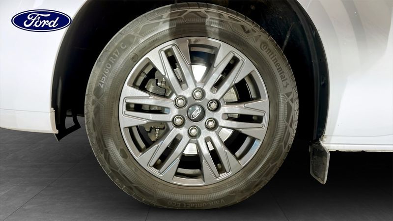 Ford Tourneo Custom bild 9