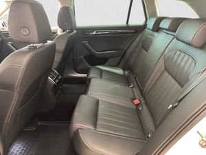 Skoda Superb bild 13