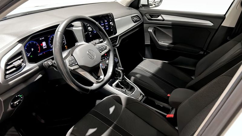 Volkswagen T-Roc bild 7