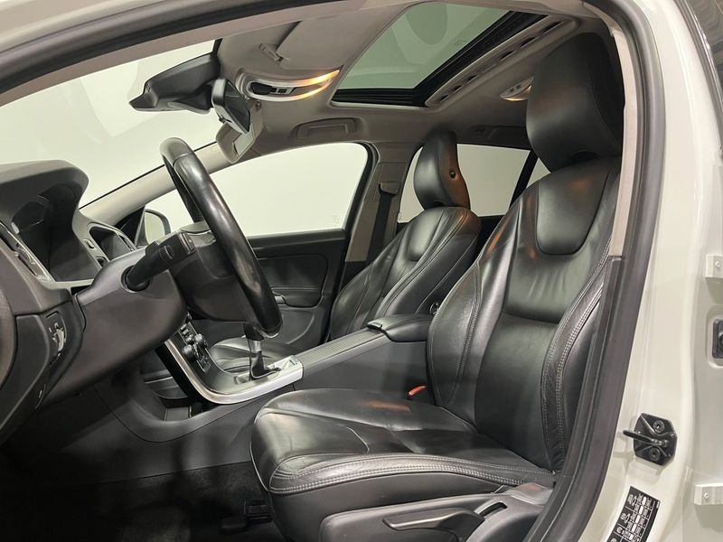 Volvo V60 bild 8