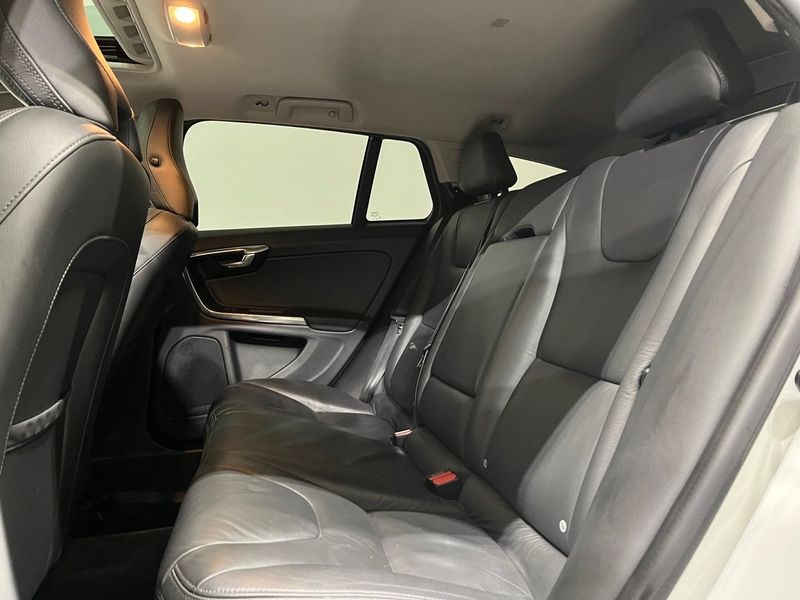 Volvo V60 bild 9
