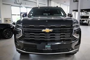 Chevrolet Suburban bild 2