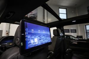 Chevrolet Suburban bild 22