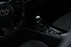 Toyota C-HR bild 13