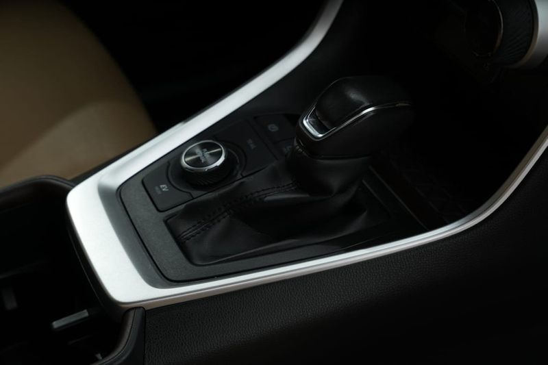 Toyota RAV4 bild 18
