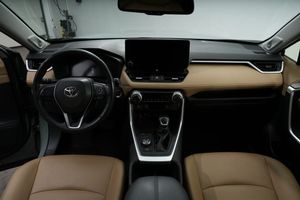Toyota RAV4 bild 12