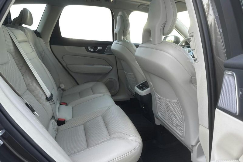 Volvo XC60 bild 8
