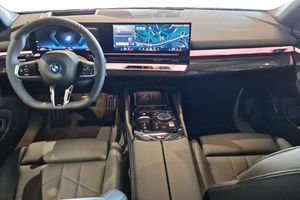 BMW 530 bild 10