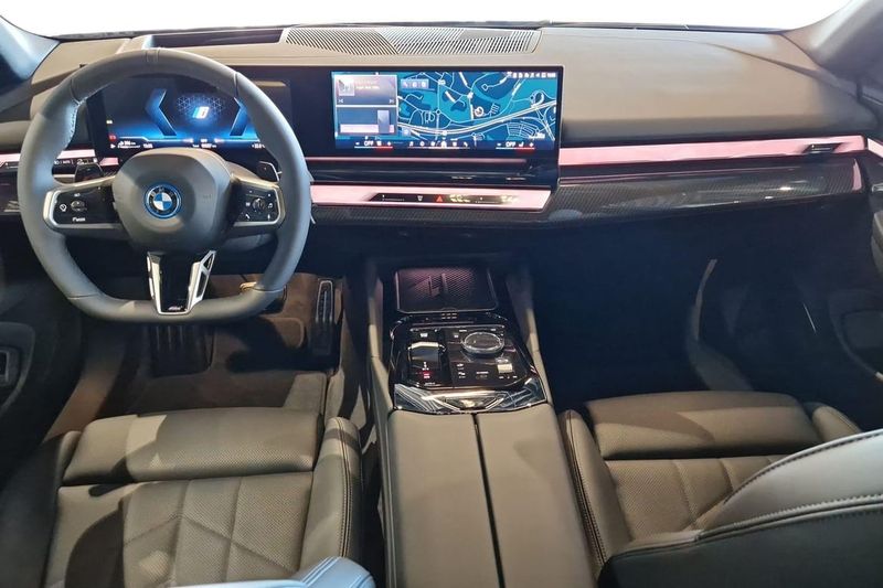 BMW 530 bild 10