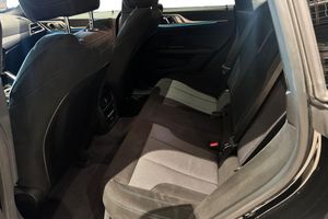BMW i4 bild 13
