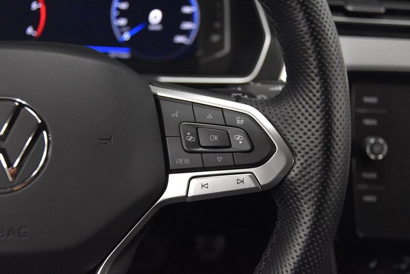 Volkswagen Passat bild 11