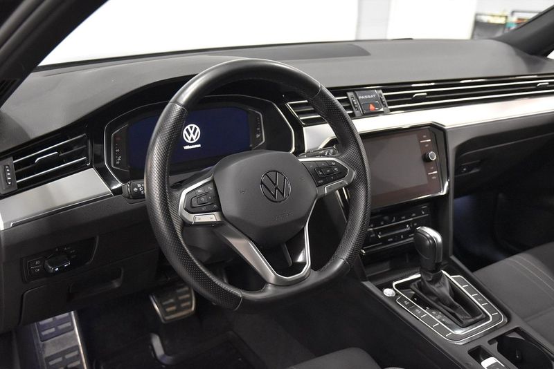 Volkswagen Passat bild 8