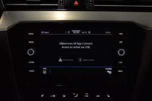 Volkswagen Passat bild 17