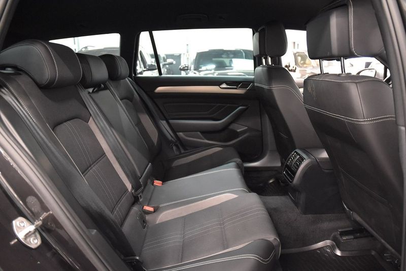 Volkswagen Passat bild 13
