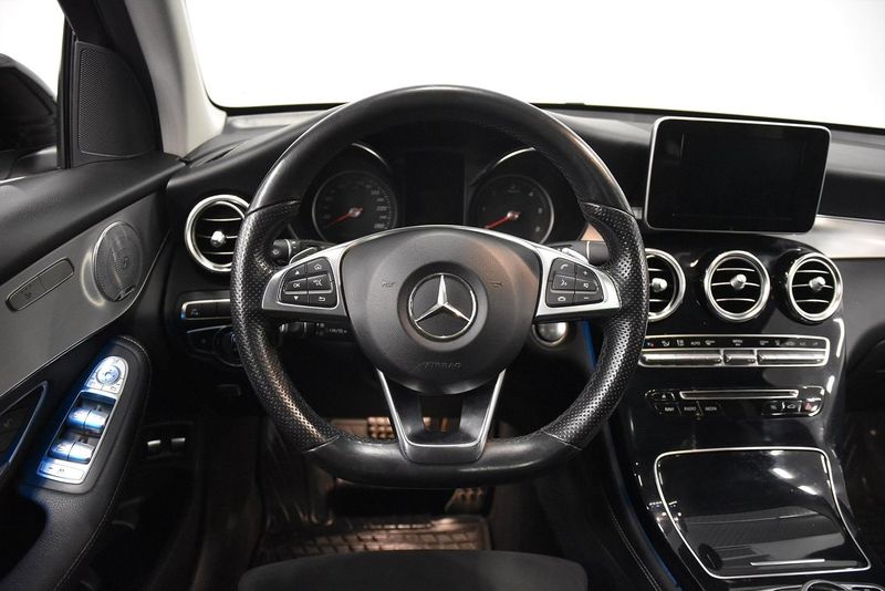 Mercedes GLC220 bild 2