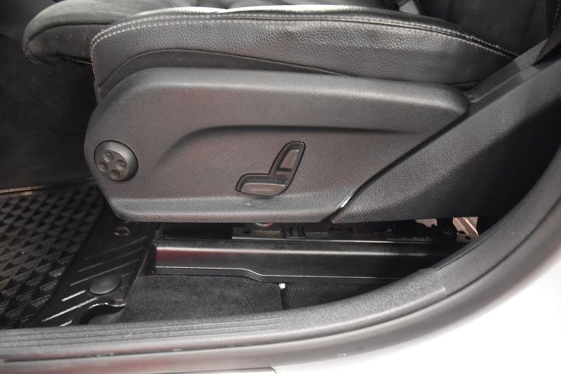 Mercedes GLC220 bild 16