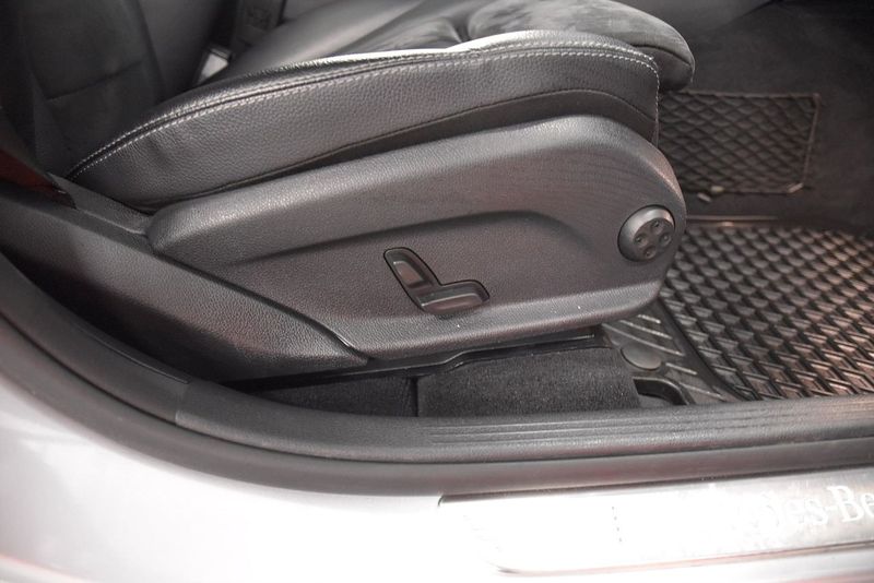 Mercedes GLC220 bild 17