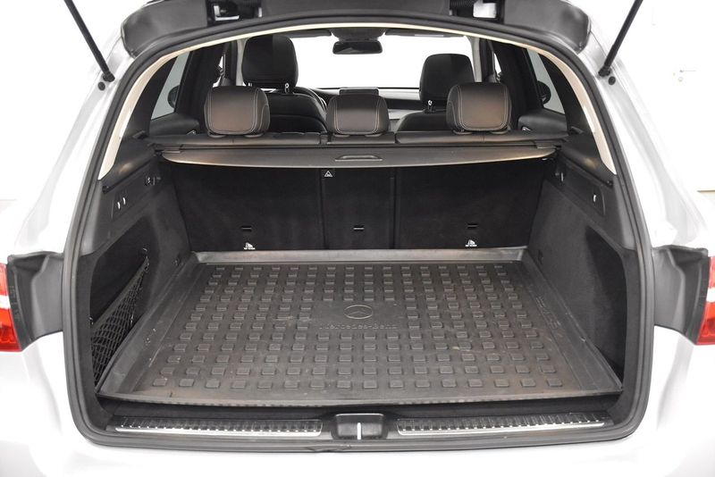 Mercedes GLC220 bild 25
