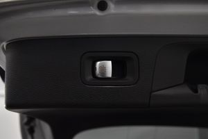 Mercedes GLC220 bild 23