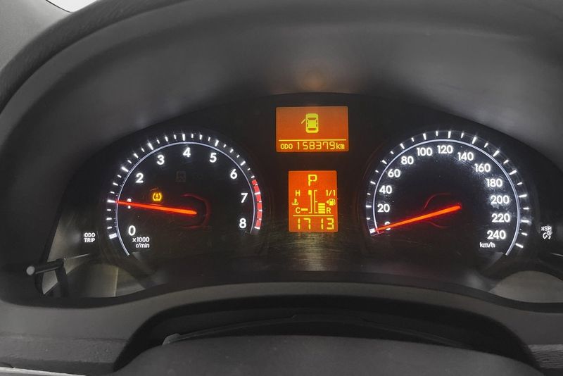 Toyota Avensis bild 12