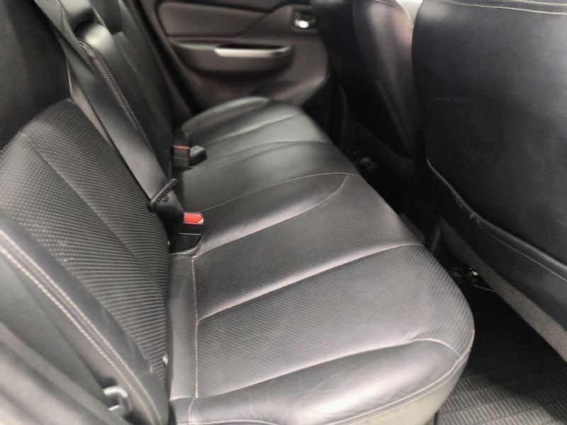 Mitsubishi L200 bild 9