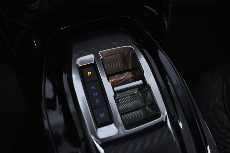 Peugeot 208 bild 11