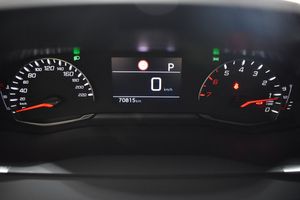 Peugeot 208 bild 12