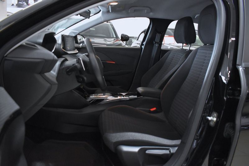 Peugeot 208 bild 7