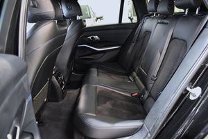 BMW 330 bild 10