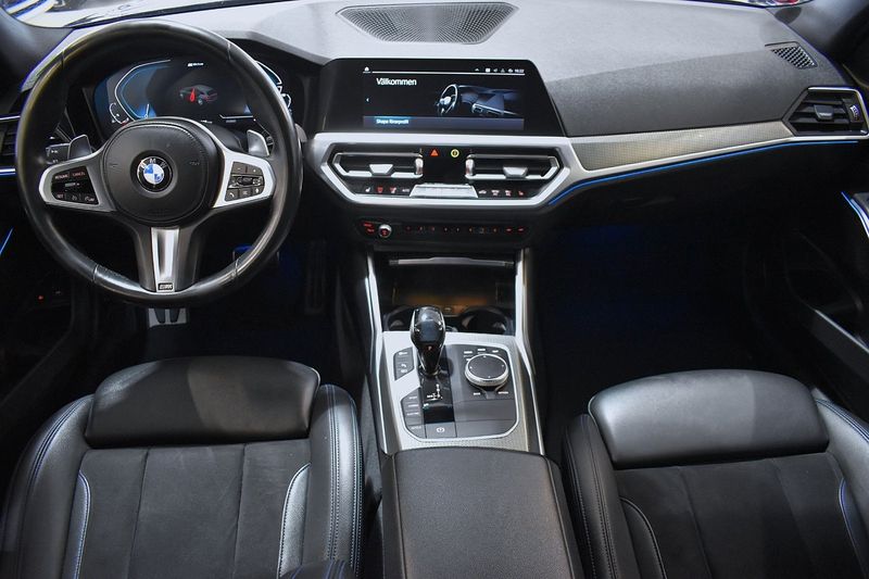 BMW 330 bild 7