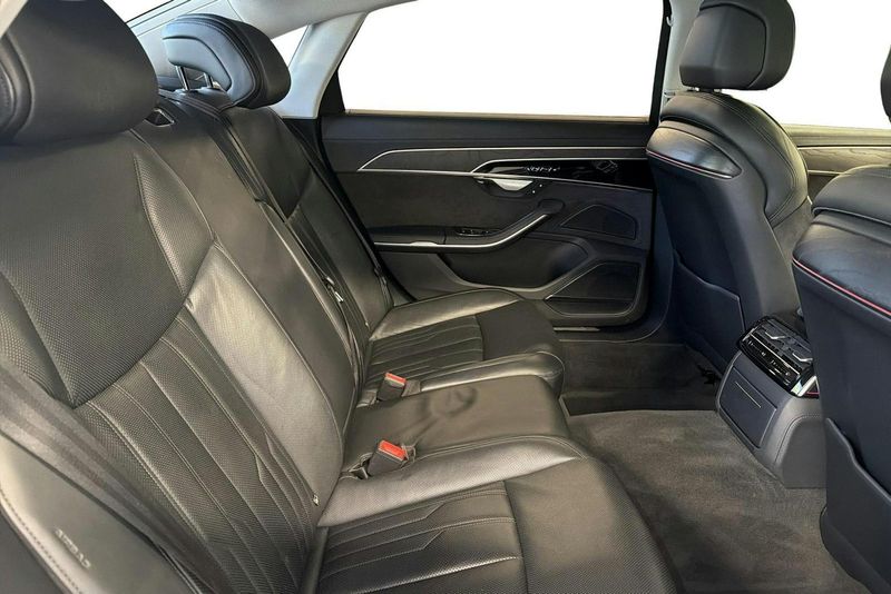 Audi A8 bild 8