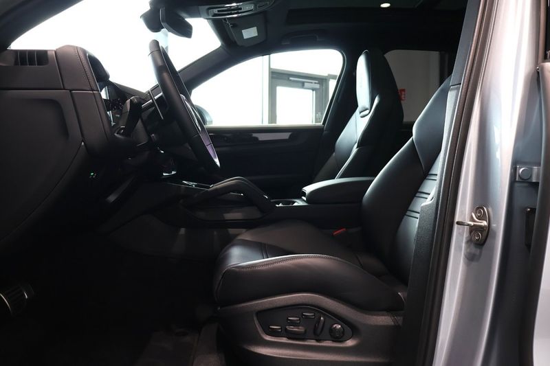 Porsche Cayenne bild 13
