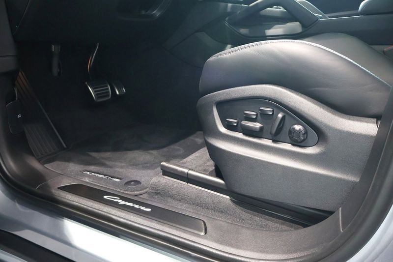 Porsche Cayenne bild 12