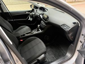 Peugeot 308 SW bild 9