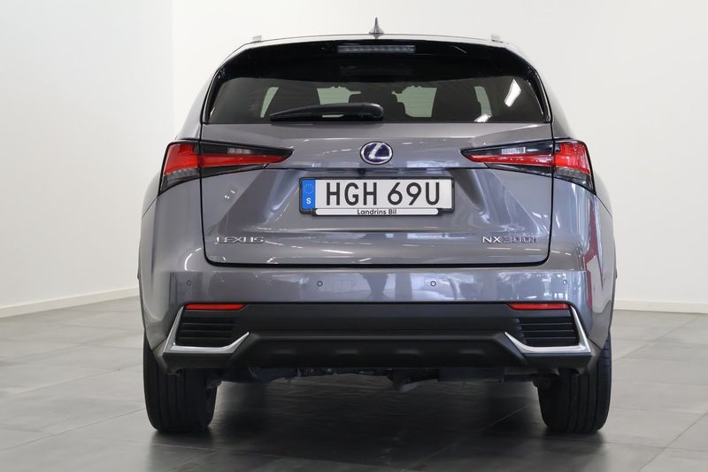 Lexus NX bild 3
