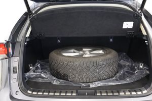 Lexus NX bild 6