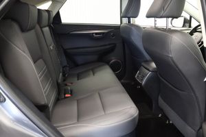 Lexus NX bild 12