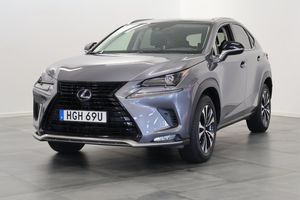 Lexus NX bild 4