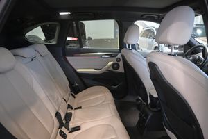 BMW X1 bild 15