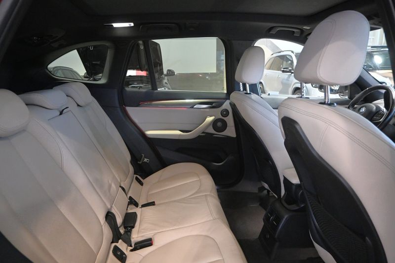BMW X1 bild 15