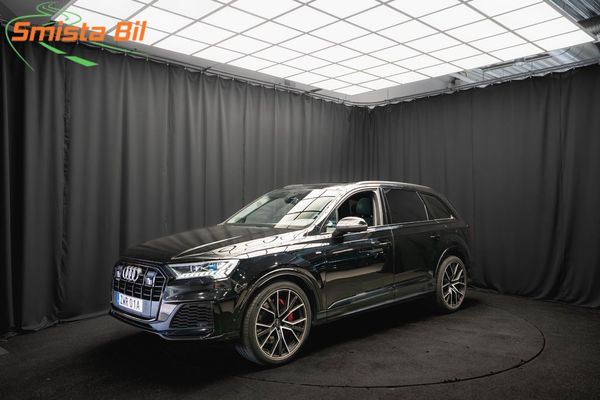 Audi Q7 60 TFSI e Q S-Line PANO 22' LUFT DRAG B&O MOMS N-VISION - 2023