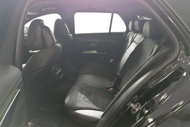 Mercedes E300 bild 8