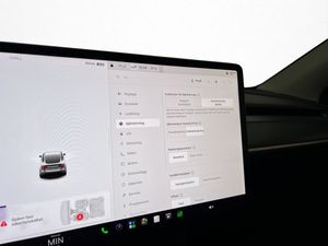 Tesla Model Y bild 23