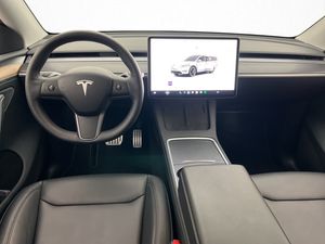 Tesla Model Y bild 15